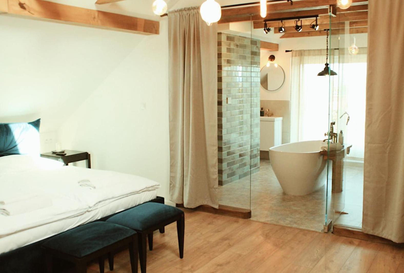 Forrest Bed & Breakfast Polanica-Zdroj Bagian luar foto